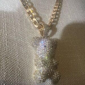 Necklace gold field